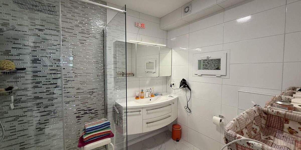 Etagenwohnung Frankfurt am Main Bornheim - 3 Zimmer, 93 m&sup2;, 585.000&euro; | Angebot:25797731