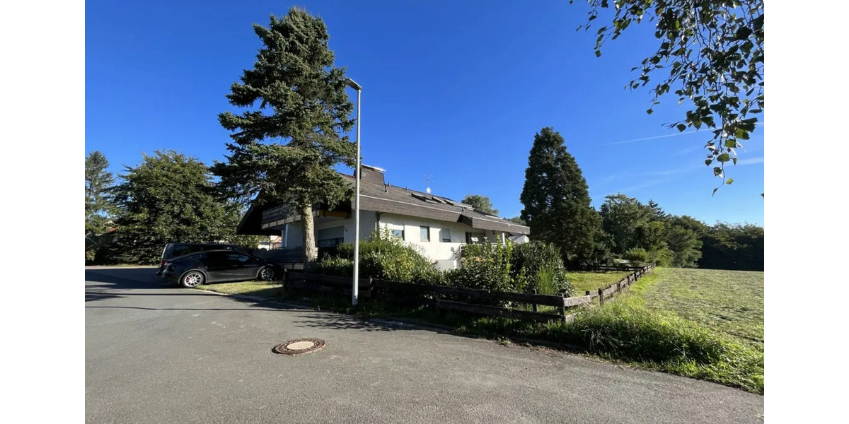 Dachgeschoßwohnung Schmitten im Taunus - 3 Zimmer, 77 m&sup2;, 120.000&euro; | Angebot:25894303