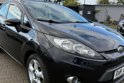 Ford Fiesta 1.2 Trend-Cool&Sound 5Türig 156.010 km 3.390 € Frankfurt 60386
