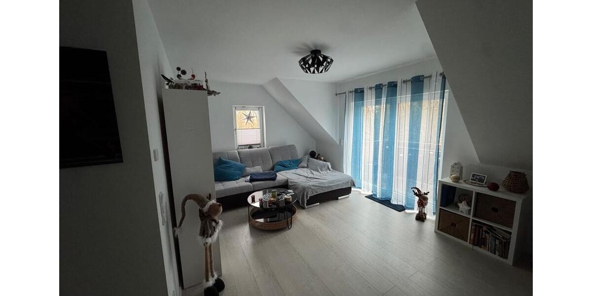 Schöne 2 Zimmer Wohnung mit EBK und Balkon in Bruchköbel 2 zimmer