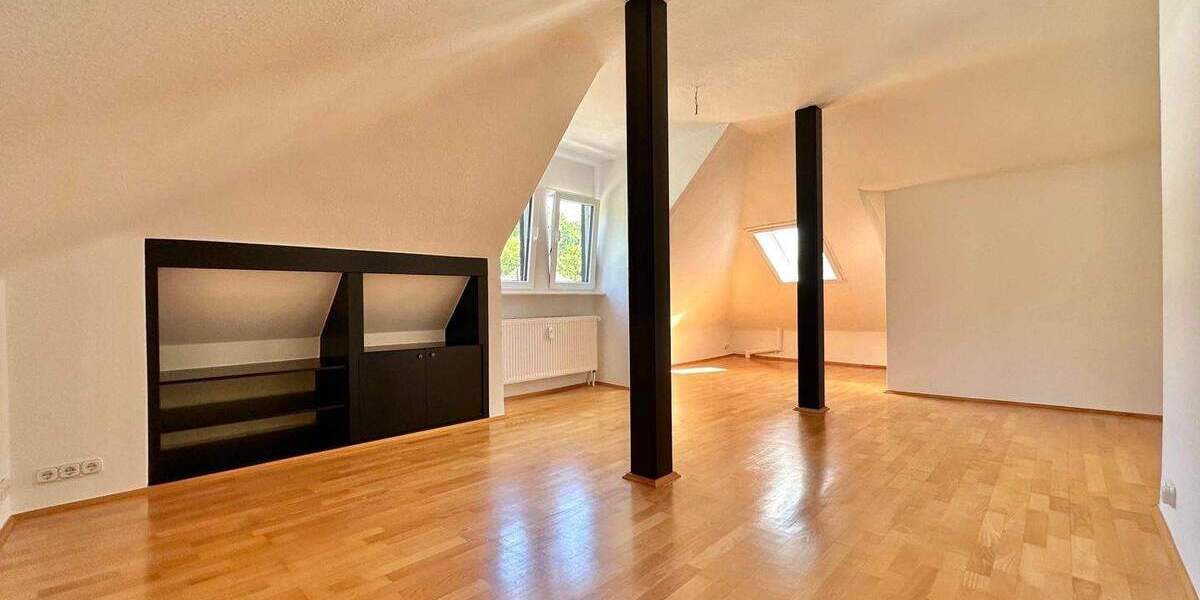 Rarität in gesuchtem Wohngebiet - Stilvoll sanierter Altbau - Buchraingebiet! 9 zimmer