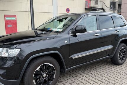 Jeep Grand Cherokee 225.000 km 7.490 &euro; Frankfurt am Main 65933
