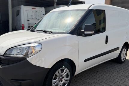 Fiat Doblo 198.000 km 3.990 &euro; Frankfurt am Main 65933
