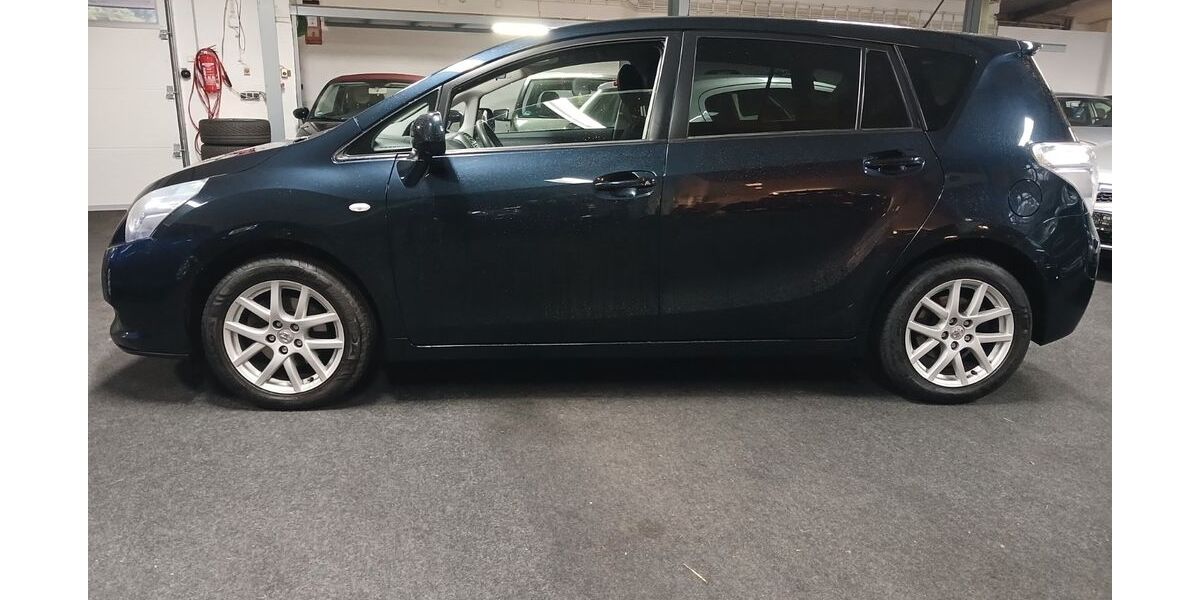 Toyota Verso 159.800 km 7.999 &euro; Rüsselsheim 65428
