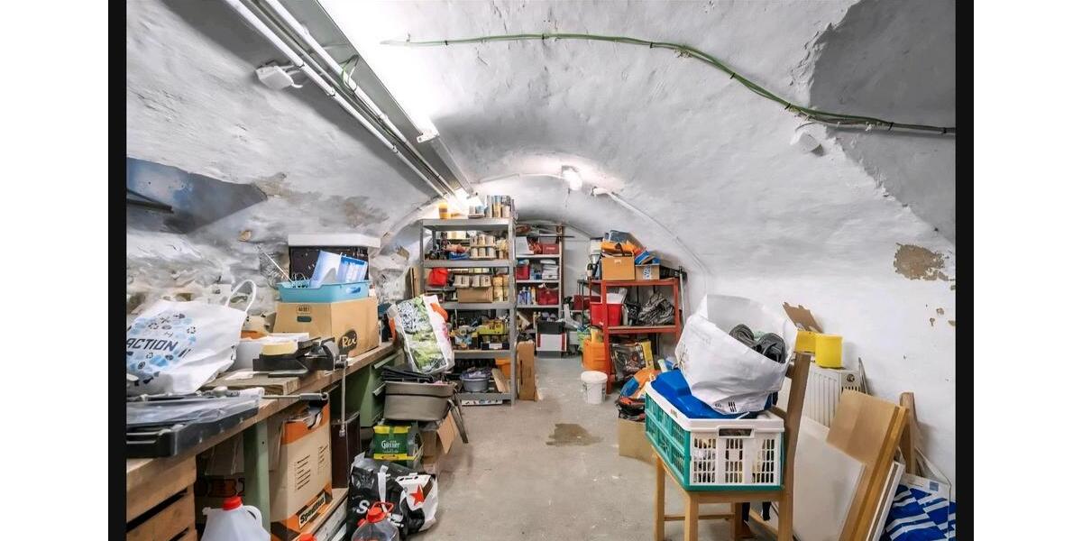 vermiete schöne Stadt-Wohnung. 4 Schlafz., 2 Bäder 5 zimmer