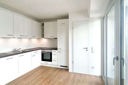 Wohnung zum Mieten in Frankfurt am Main 1.614 € 64 m² 3 zimmer