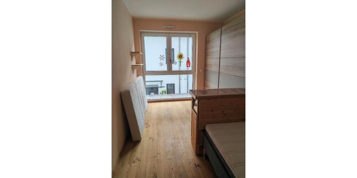 Etagenwohnung Münster (Hessen) - 5 Zimmer, 146 m&sup2;, 2.000&euro; | Angebot:26660233