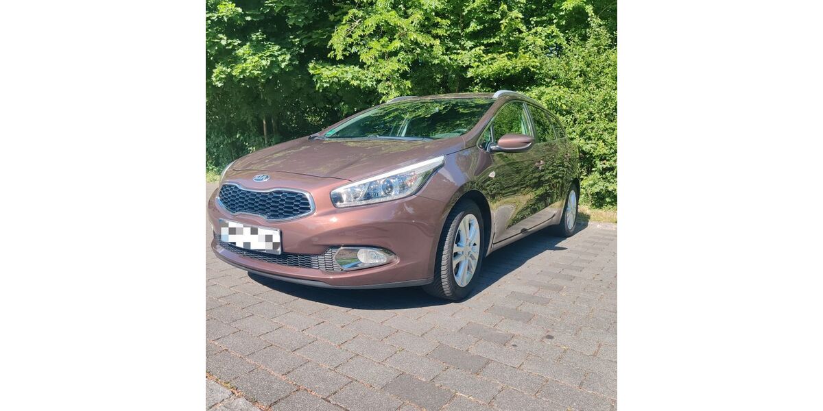 Kia ceed / Ceed 105.000 km 7.999 &euro; Hanau 63452