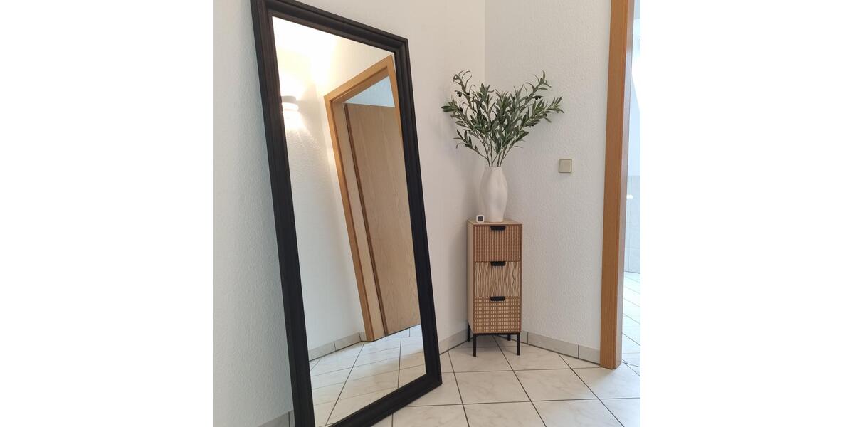 Dachgeschoßwohnung Kleinostheim - 5.5 Zimmer, 240 m&sup2;, 1.700&euro; | Angebot:26660338