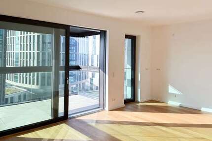 Wohnung Frankfurt am Main Ostend - 2 Zimmer, 51 m&sup2;, 1.773&euro; | Angebot:25851475