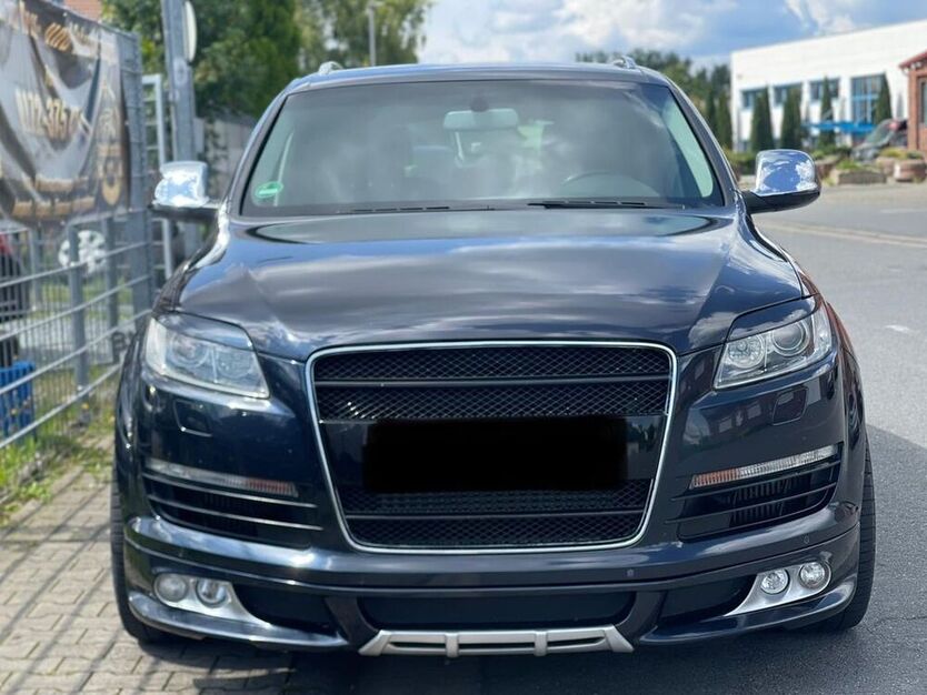 Q7