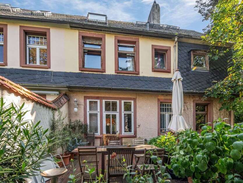 Haus zum Kaufen in Frankfurt am Main 789.000 € 157 m²