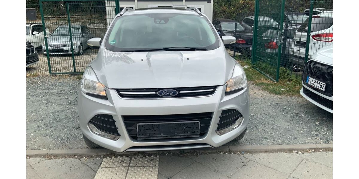 Ford Kuga 261.897 km 5.650 &euro; Frankfurt am Main 60486