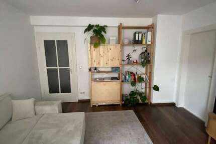 Wohnung zum Mieten in Frankfurt 920 € 67 m² 2 zimmer