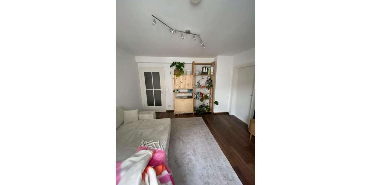 Wohnung zum Mieten in Frankfurt 920 € 67 m² 2 zimmer