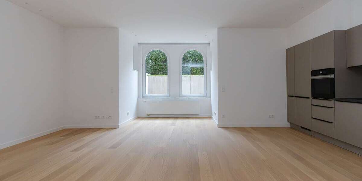 Etagenwohnung Frankfurt Westend Süd - 2 Zimmer, 67 m&sup2;, 1.390&euro; | Angebot:25454585