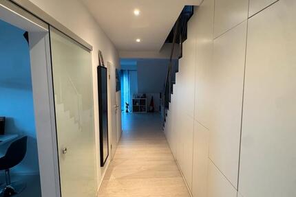 Schöne 2 Zimmer Wohnung mit EBK und Balkon in Bruchköbel 2 zimmer