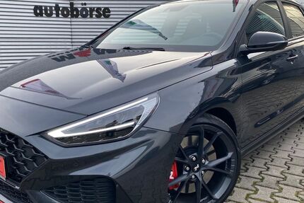 Hyundai i30 7.900 km 33.900 € Darmstadt 64295
