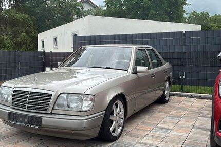Mercedes-Benz E 200 180.500 km 4.500 € Altenstadt 63674