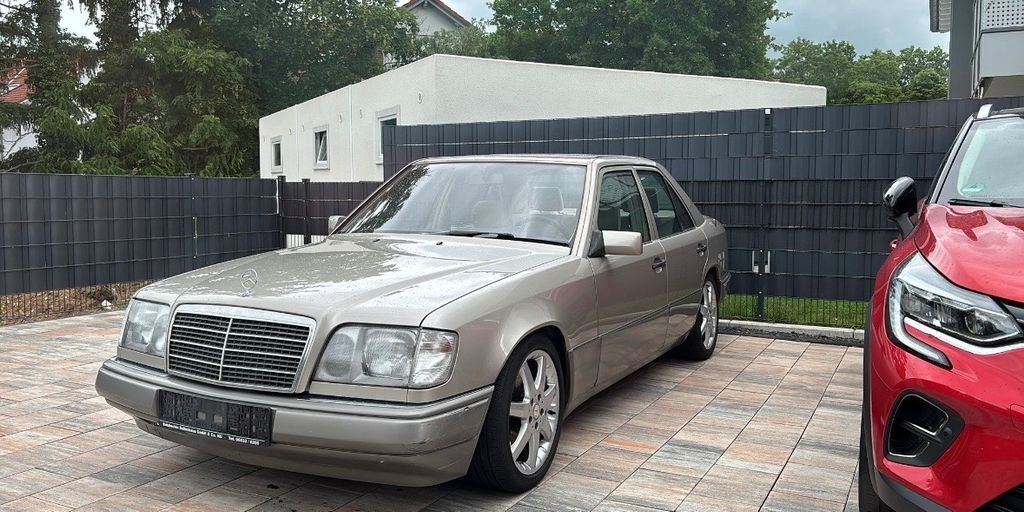 Mercedes-Benz E 200 180.500 km 4.500 € Altenstadt 63674