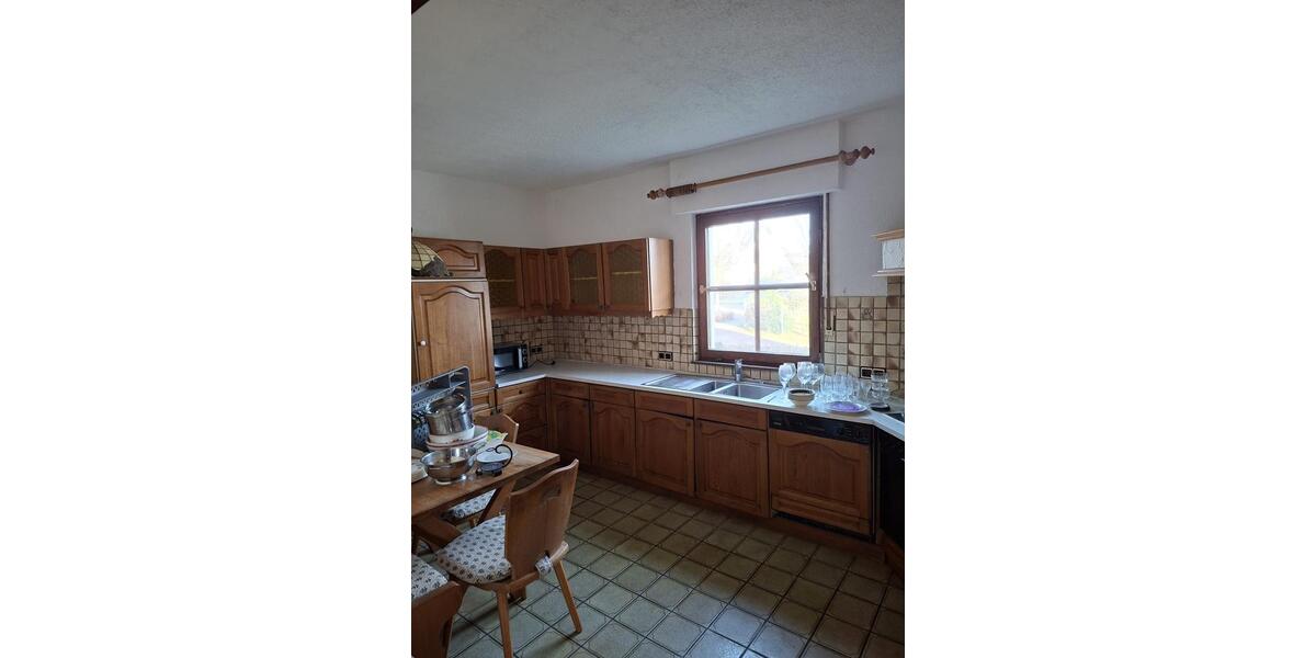 Reihenhaus Aschaffenburg Damm - 6 Zimmer, 153 m&sup2;, 395.000&euro; | Angebot:27165789