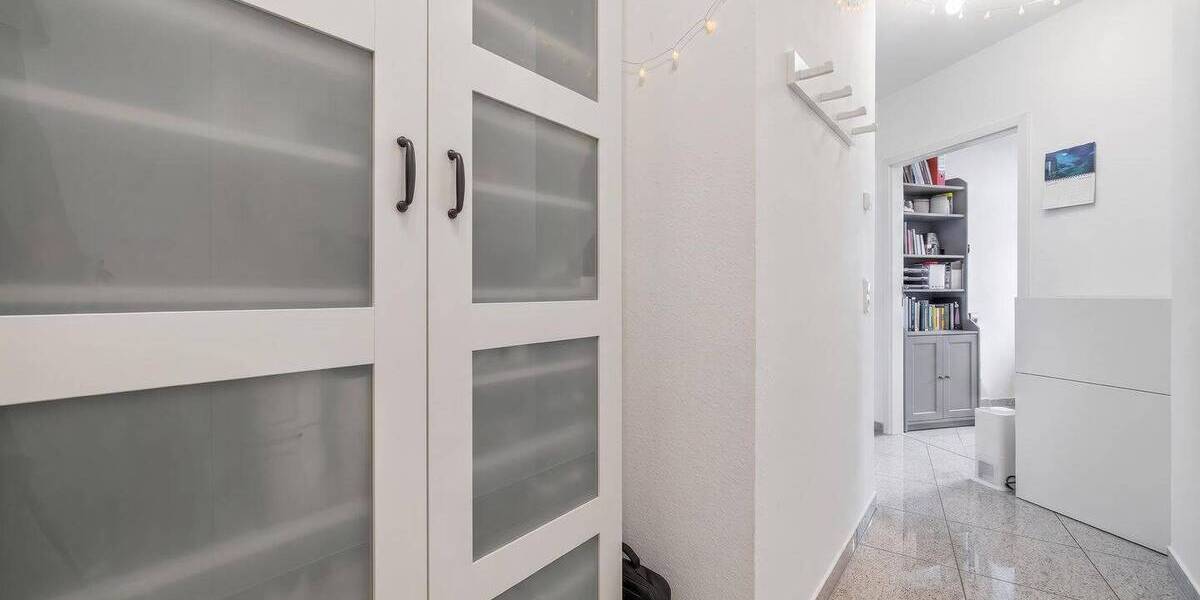 Etagenwohnung Bad Vilbel - 2 Zimmer, 82 m&sup2;, 324.000&euro; | Angebot:26852023