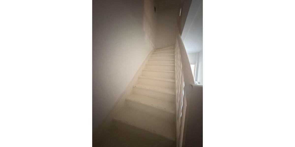 Reihenhaus Ronneburg - 4 Zimmer, 152 m&sup2;, 1.800&euro; | Angebot:25367731