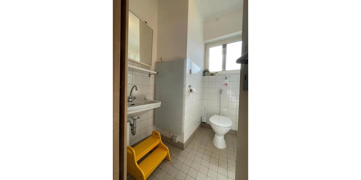 Etagenwohnung Aschaffenburg Damm - 2.5 Zimmer, 63 m&sup2;, 490&euro; | Angebot:26021055