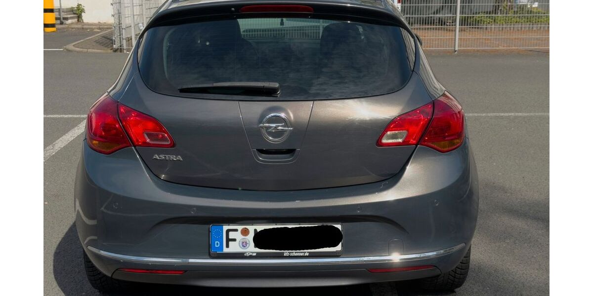 Opel Astra 118.000 km 5.600 &euro; Frankfurt am Main 60326