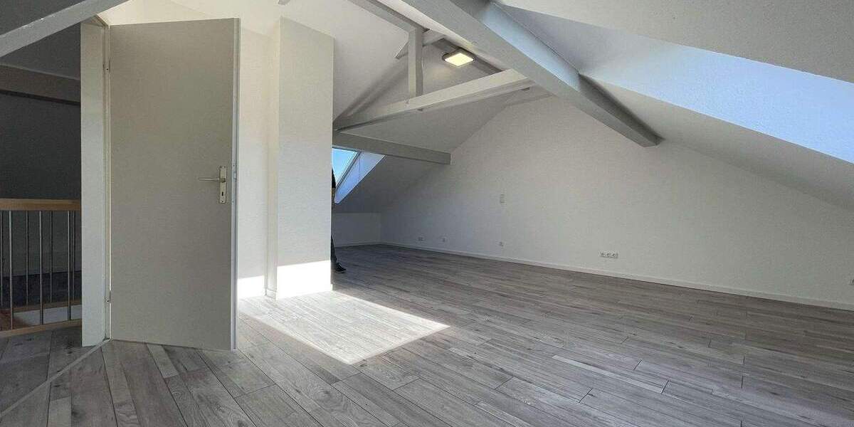 Einfamilienhaus Bad Homburg Ober-Erlenbach - 1 Zimmer, 322 m&sup2;, 3.400&euro; | Angebot:25691126