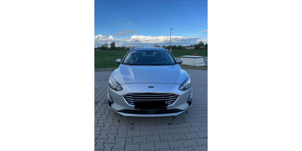 Ford Focus 195.050 km 6.300 &euro; Steinbach 61449