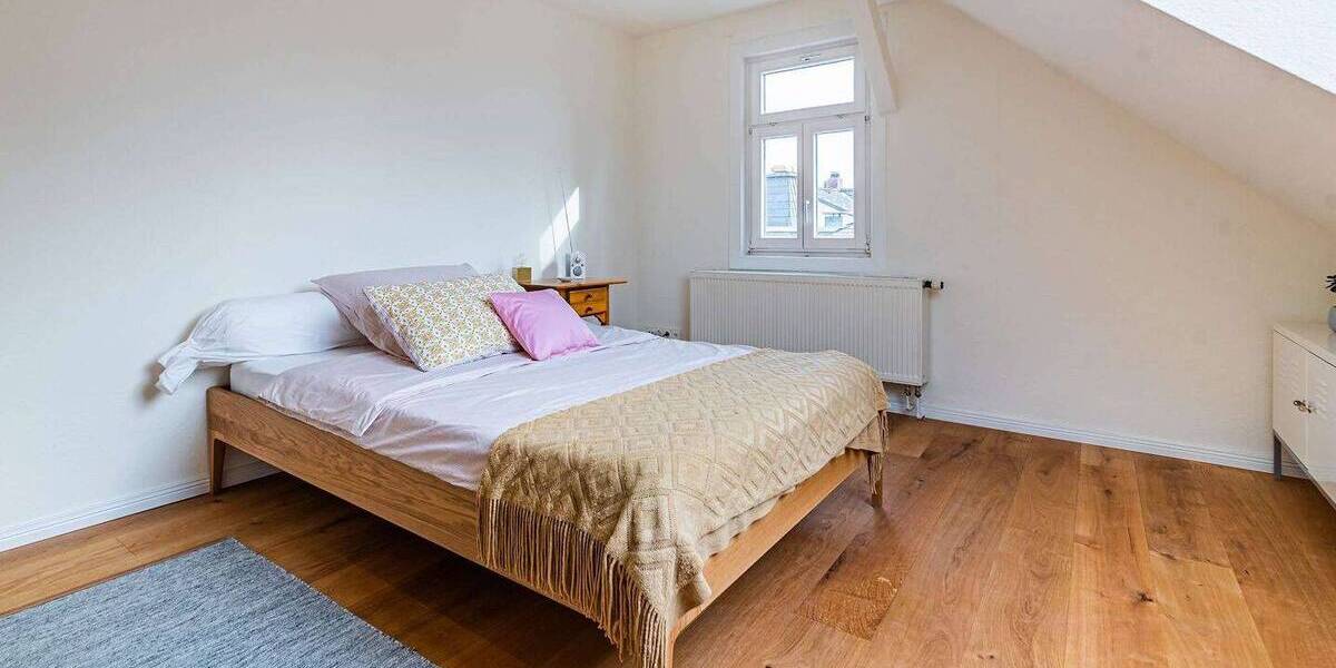 Etagenwohnung Bad Homburg vor der Höhe Bad Homburg - 3 Zimmer, 80 m&sup2;, 1.700&euro; | Angebot:26388794