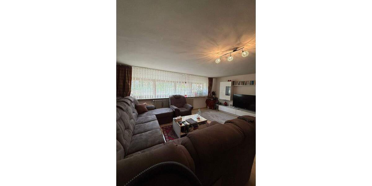 Attraktive Souterrainwohnung mit praktischen Schnitt 3 zimmer