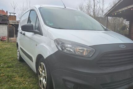 Ford Transit Courier 226.000 km 3.700 &euro; Rüsselsheim 65428