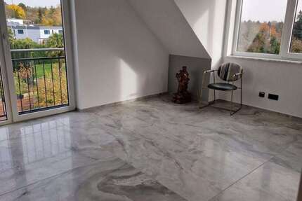 Haus zum Kaufen in Frankfurt am Main Bergen-Enkheim 1.400.000 € 220 m² 6 zimmer