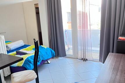 Geschmackvolle 1-Zi-Wohnung mit Balkon Ohne Makler in Bad Nauheim 1 zimmer