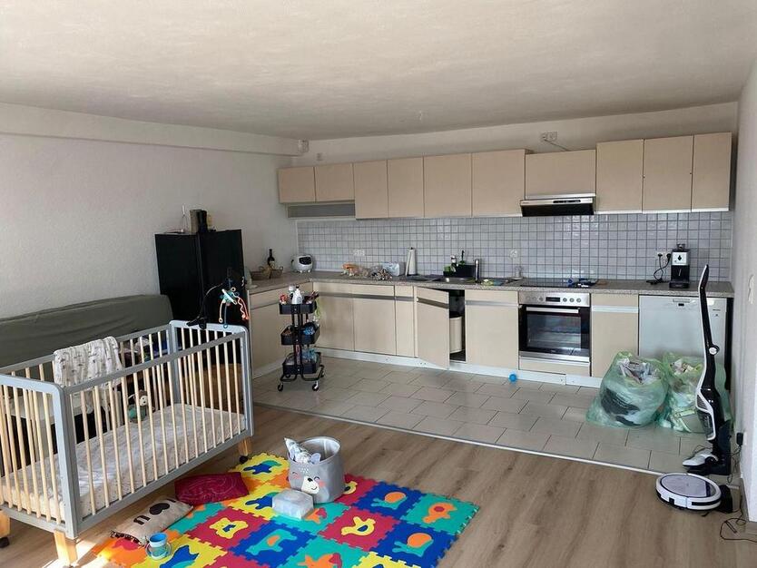 Sanierte 3-Zimmer-Wohnung mit Küche Balkon Aufzug zimmer