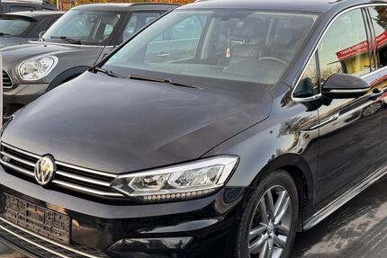 VW Touran 245.800 km 14.299 € Frankfurt 60486