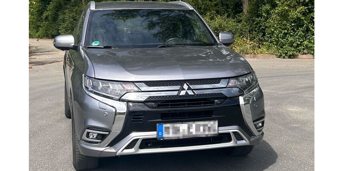 Mitsubishi Outlander 87.000 km 22.000 &euro; Eschborn 65760
