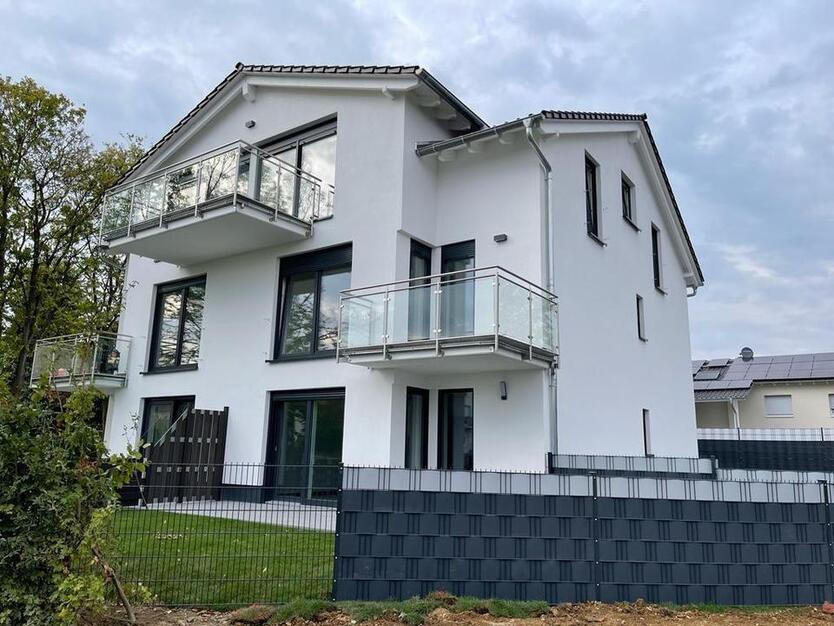 *Rosbach* Exklusive&Luxuriöse 2-Zimmerwohnung**KfW-Effizienz***