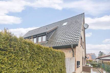 Frisch renovierte und großzügige 3,5-Zi.-Maisonettewhg. in ländlicher Lage mit perfekter Anbindung
