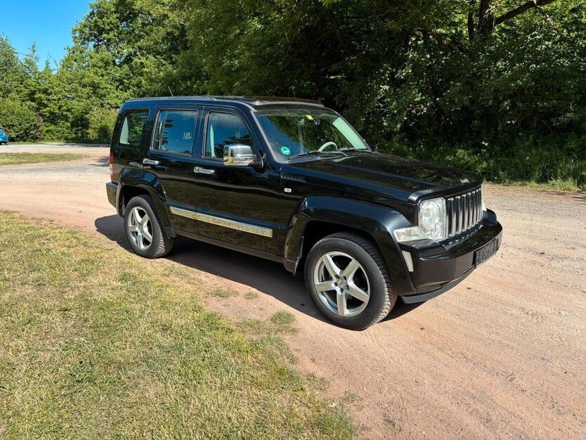 Jeep Cherokee 248.400 km 5.800 € Dieburg 64807