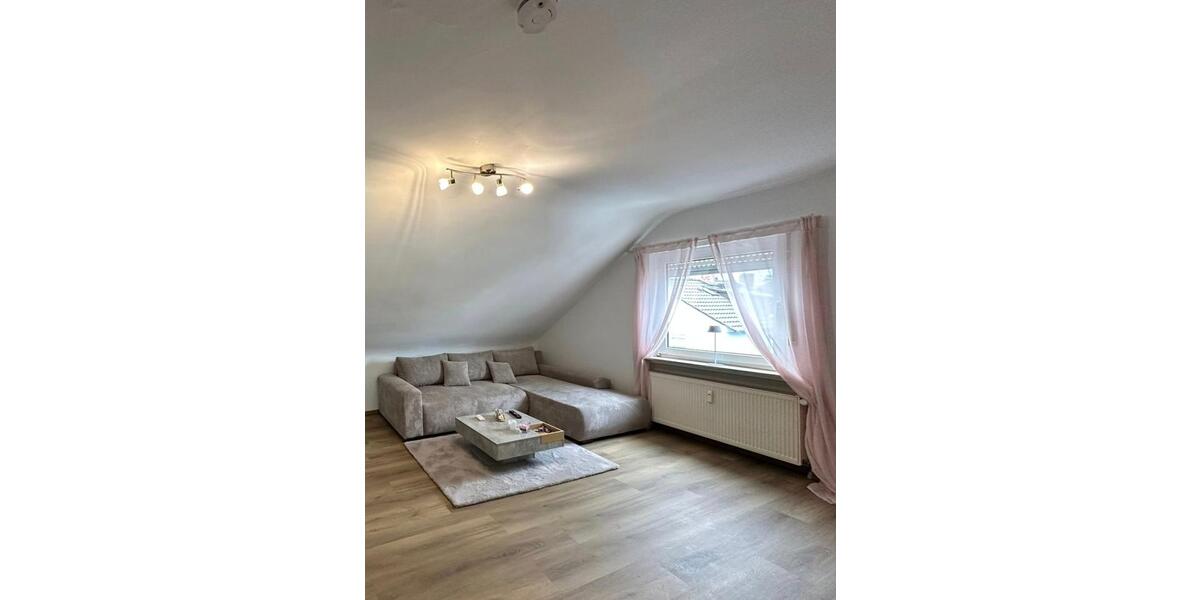 Dachgeschoßwohnung Dietzenbach - 3 Zimmer, 72 m&sup2;, 980&euro; | Angebot:25431427