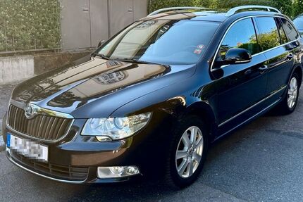Skoda Superb 199.829 km 4.800 &euro; Frankfurt am Main 60594
