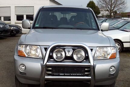 Mitsubishi Pajero 209.000 km 5.900 &euro; Erlensee 63526