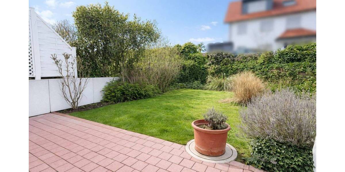 Reihenmittelhaus Frankfurt am Main Kalbach - 6 Zimmer, 190 m&sup2;, 860.000&euro; | Angebot:26170559