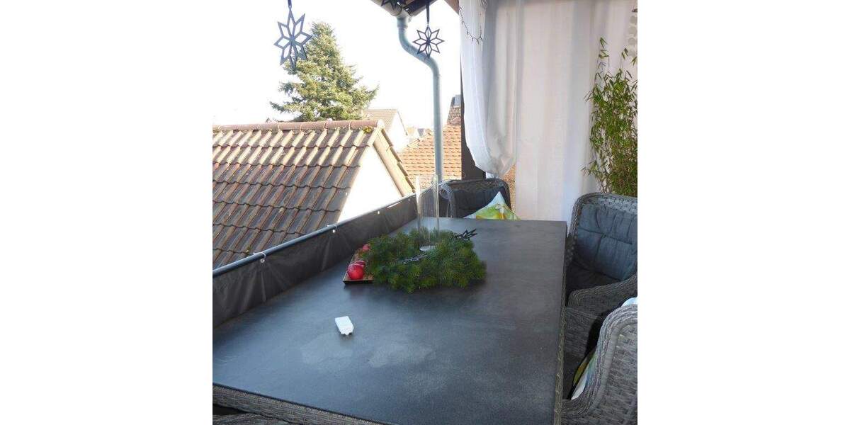 Etagenwohnung Rosbach vor der Höhe Rodheim - 7 Zimmer, 170 m&sup2;, 1.550&euro; | Angebot:24657672