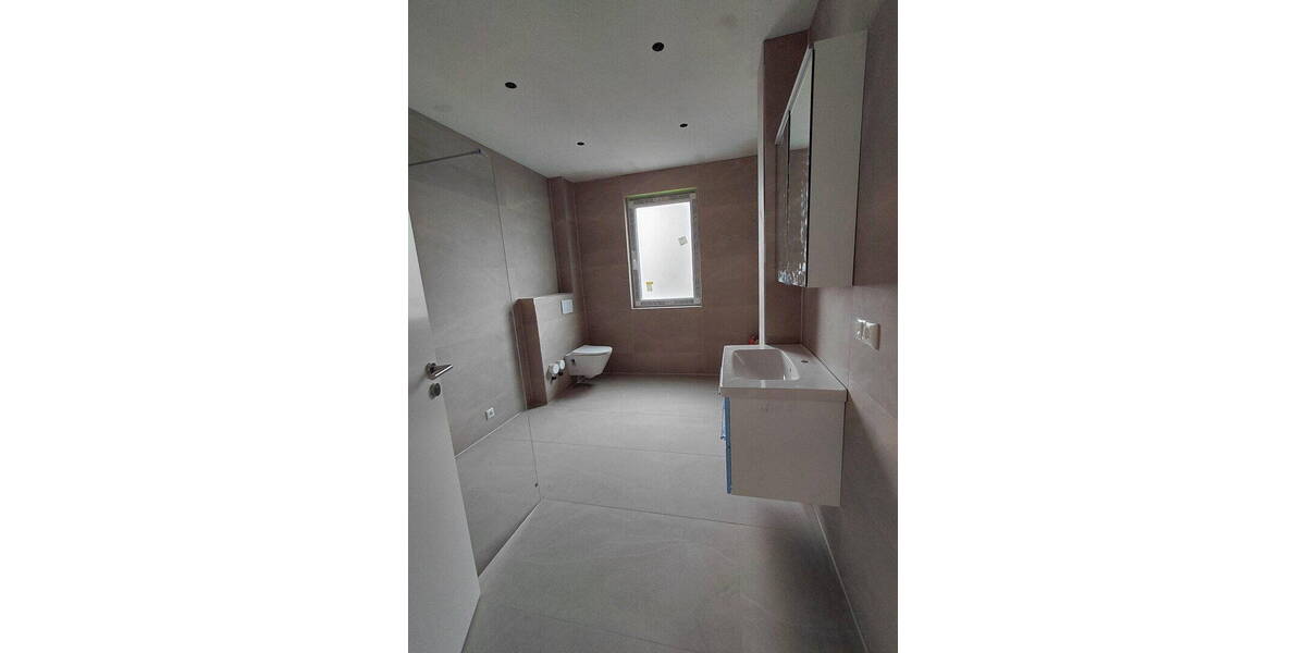 Etagenwohnung Erlensee Langendiebach - 4 Zimmer, 98 m&sup2;, 1.450&euro; | Angebot:26176147