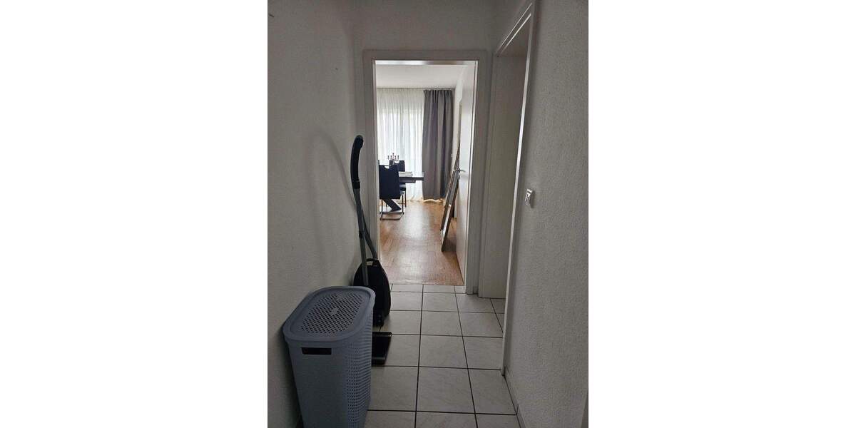 Provisionsfrei! Ruhige 3,5 Zimmer-ETW mit Balkon, Einbauküche, 2 Bädern, TG in gedämmter 8-MFH 3 zimmer