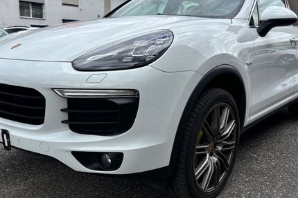 Porsche Cayenne 199.995 km 22.222 &euro; Neu Isenburg 63263
